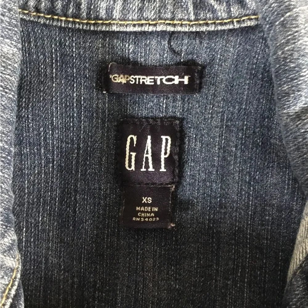 Gap denim jacket women’s XS